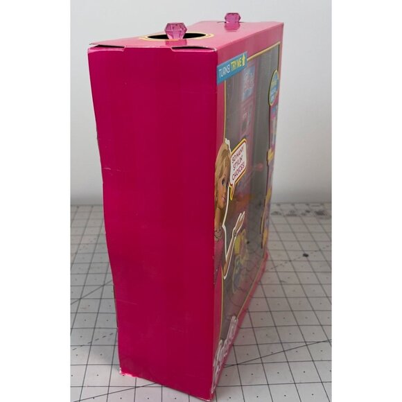 Barbie Life In The Dreamhouse Fashion Vending Machine New NOS 2012 - Picture 3 of 12
